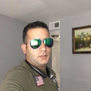 Meet your Posher, Asley